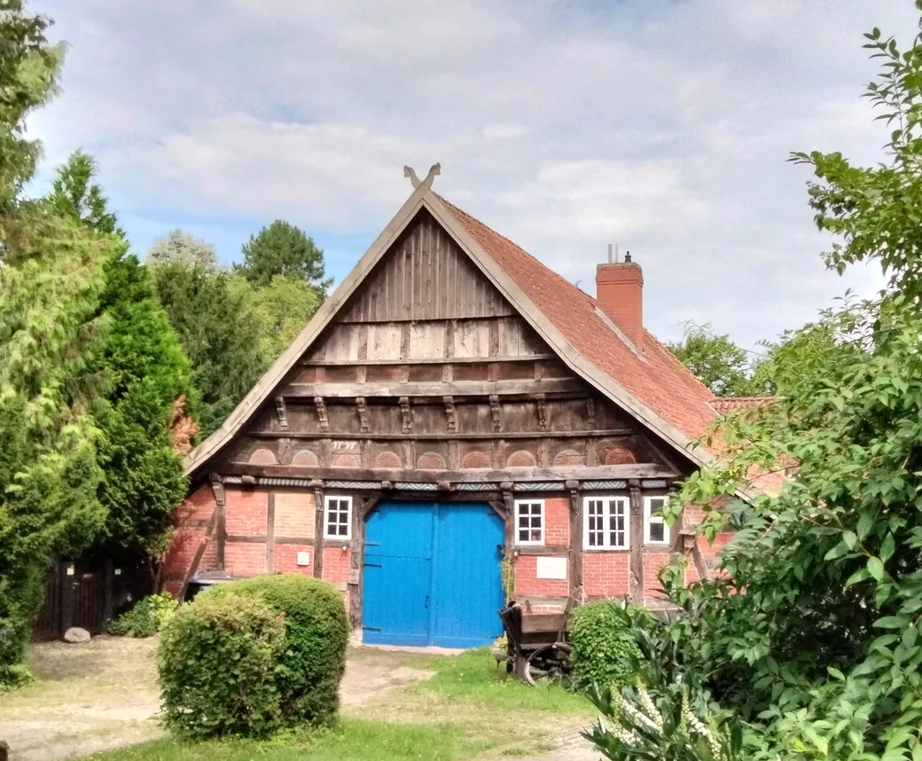 Haushaltshilfe und Alltagshilfe in Isernhagen – der historische Ortskern mit seinen Höfen